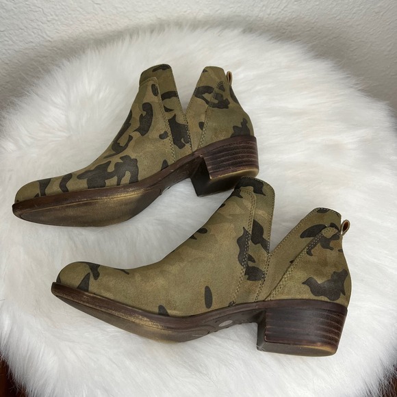 Lucky Brand Bebhina Camo Print Bootie 7 NEW - Picture 5 of 8